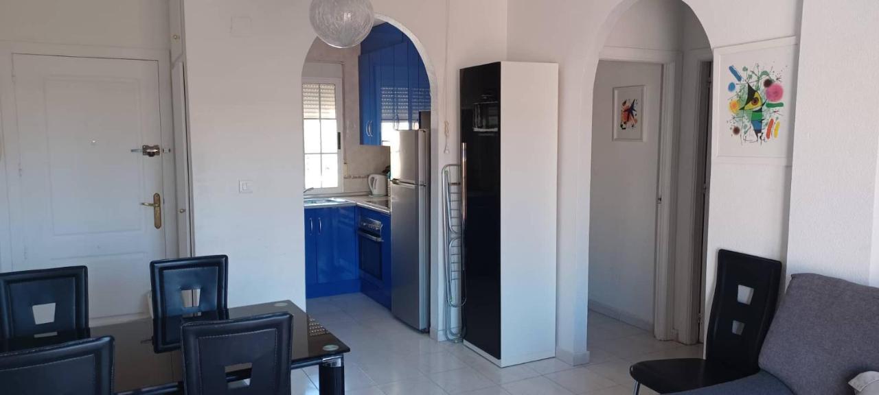 Climatise Deux Front De Et Piscine Apartment Torrevieja